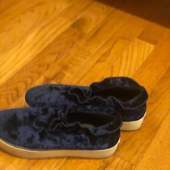 Opening Ceremony DIDI RUFFLE SNEAKER sz 36 - Picture 5 of 9